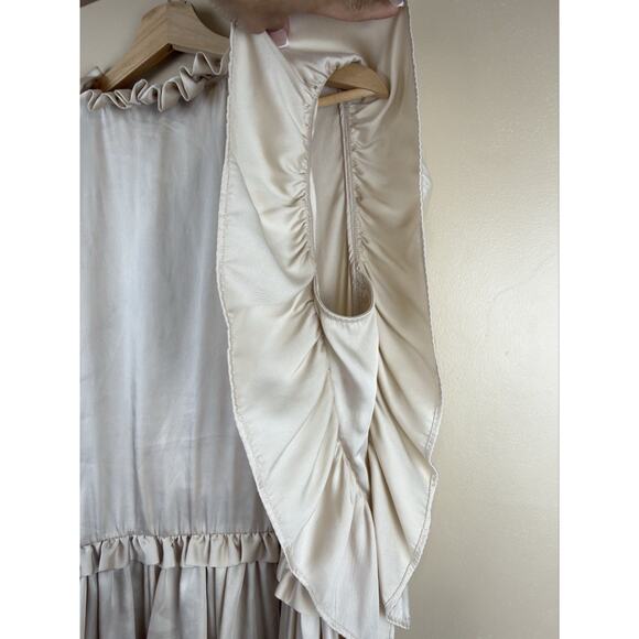 Munthe Vox Wrap Blouse Women’s Ivory Ruffle Satin Like Top Approx Size M/L Boho - Picture 6 of 13